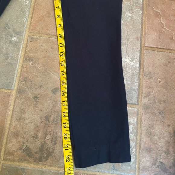 Gap navy capris 2P - Picture 7 of 9